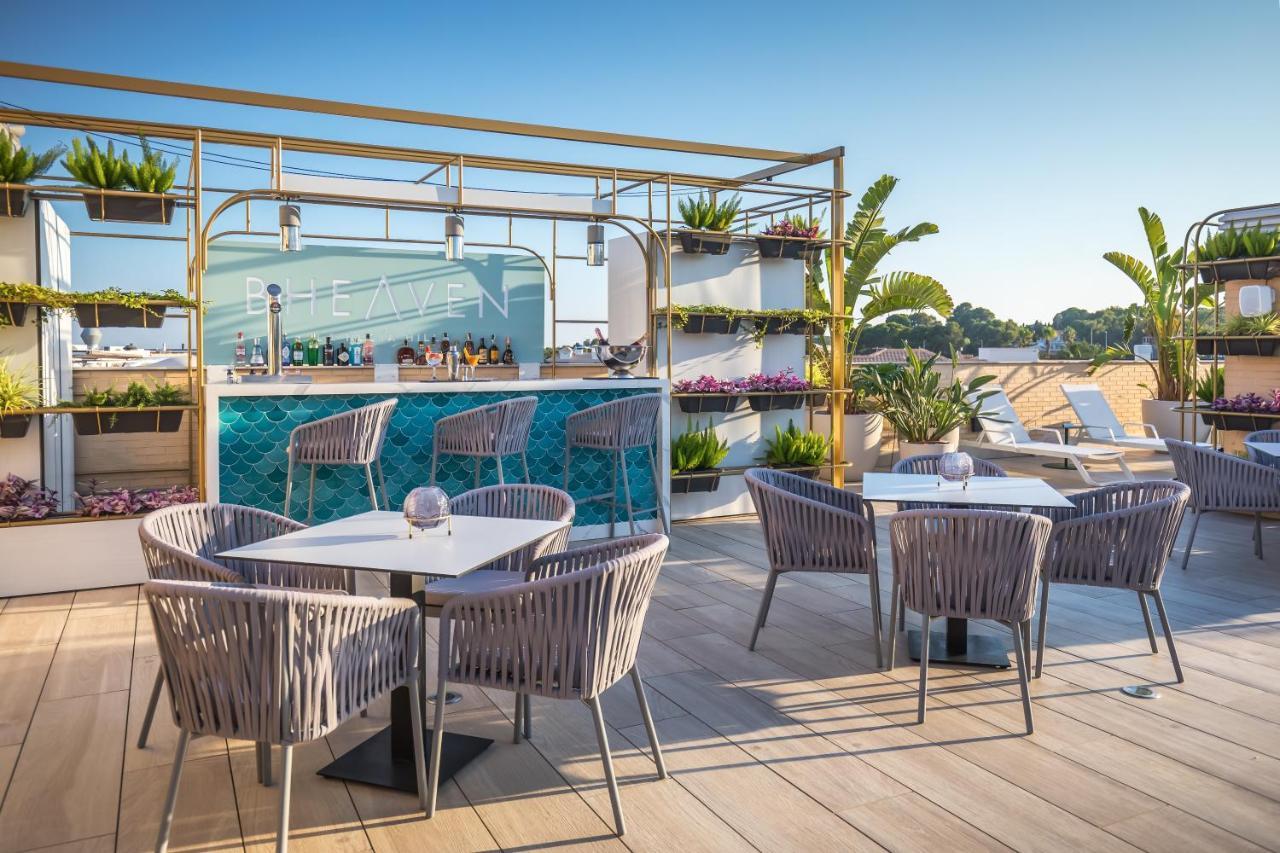 Barcelo La Nucia Hills Hotel Bagian luar foto The rooftop bar at the hotel