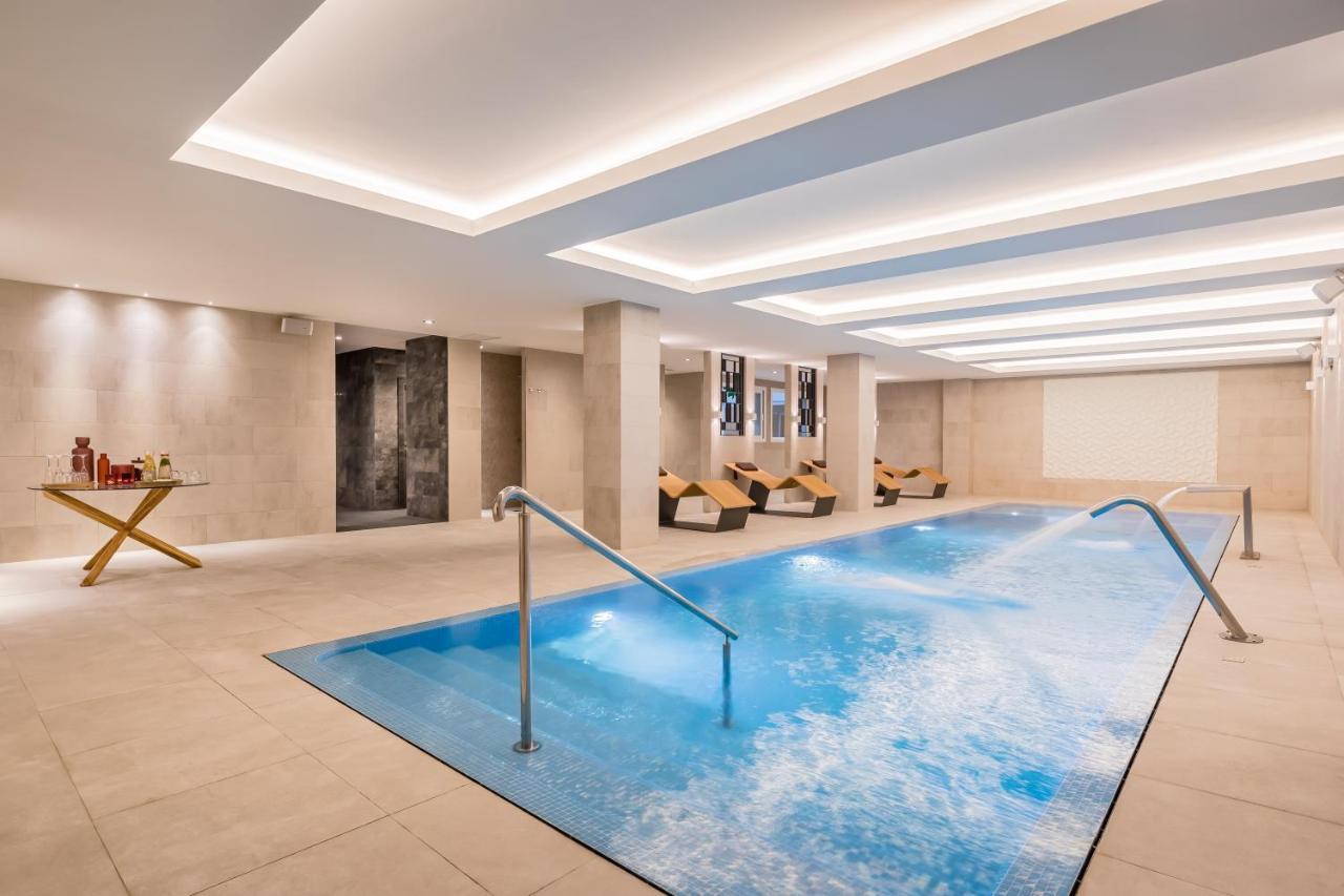 Barcelo La Nucia Hills Hotel Bagian luar foto The spa at The Dorchester