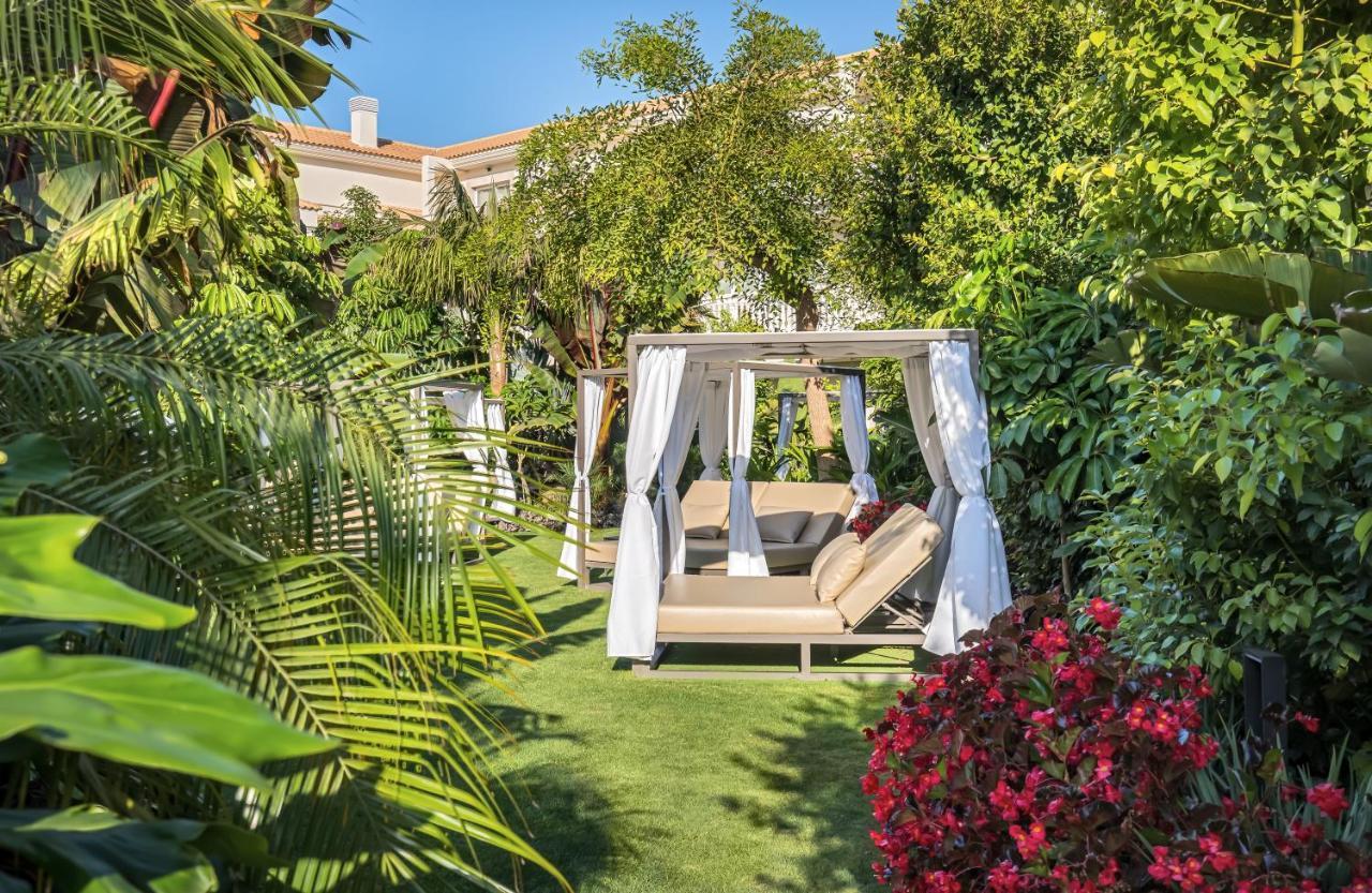 Barcelo La Nucia Hills Hotel Bagian luar foto The garden of the hotel